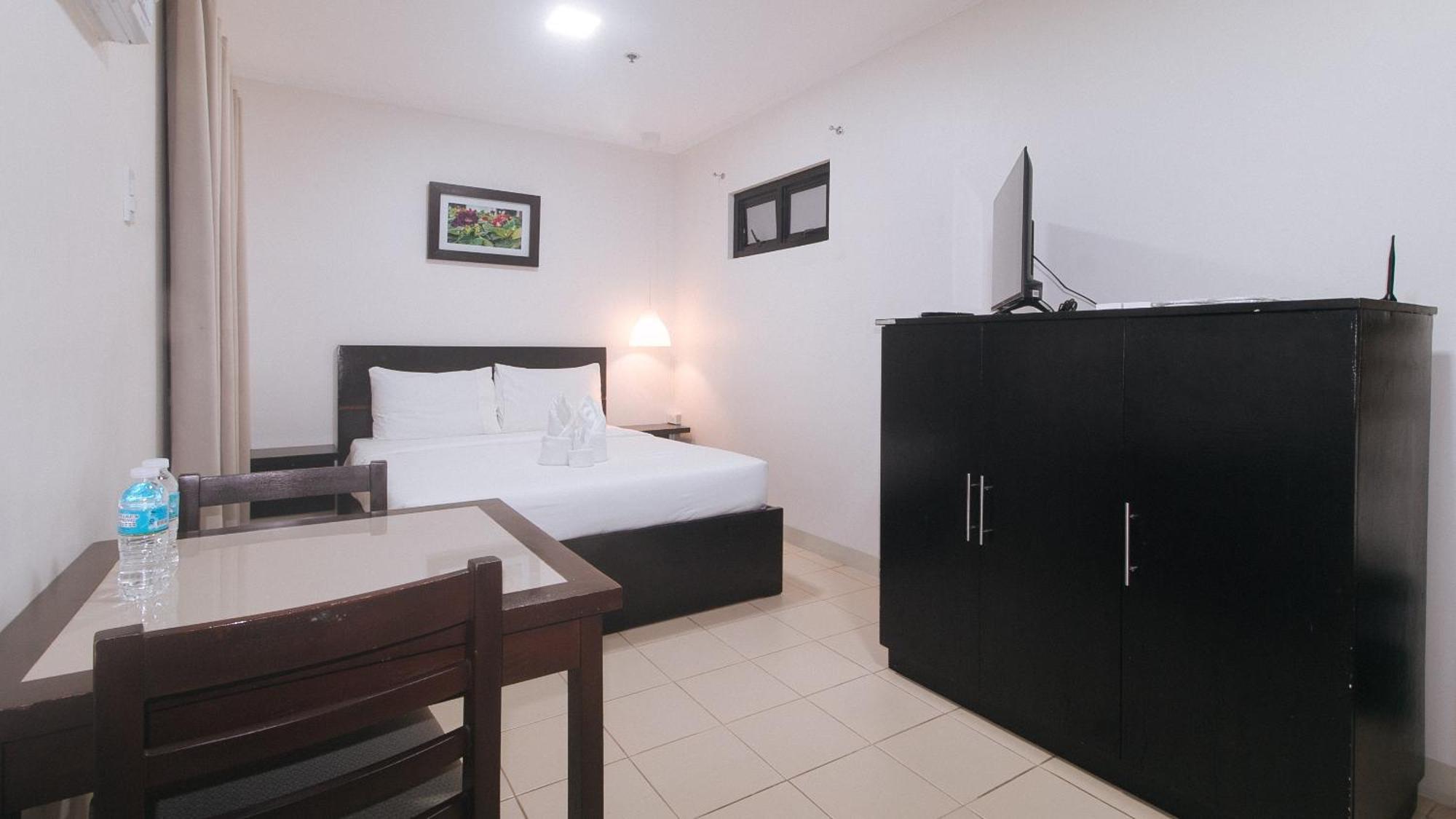 Urbanview At Evangelista Street Makati Makati City Exterior photo